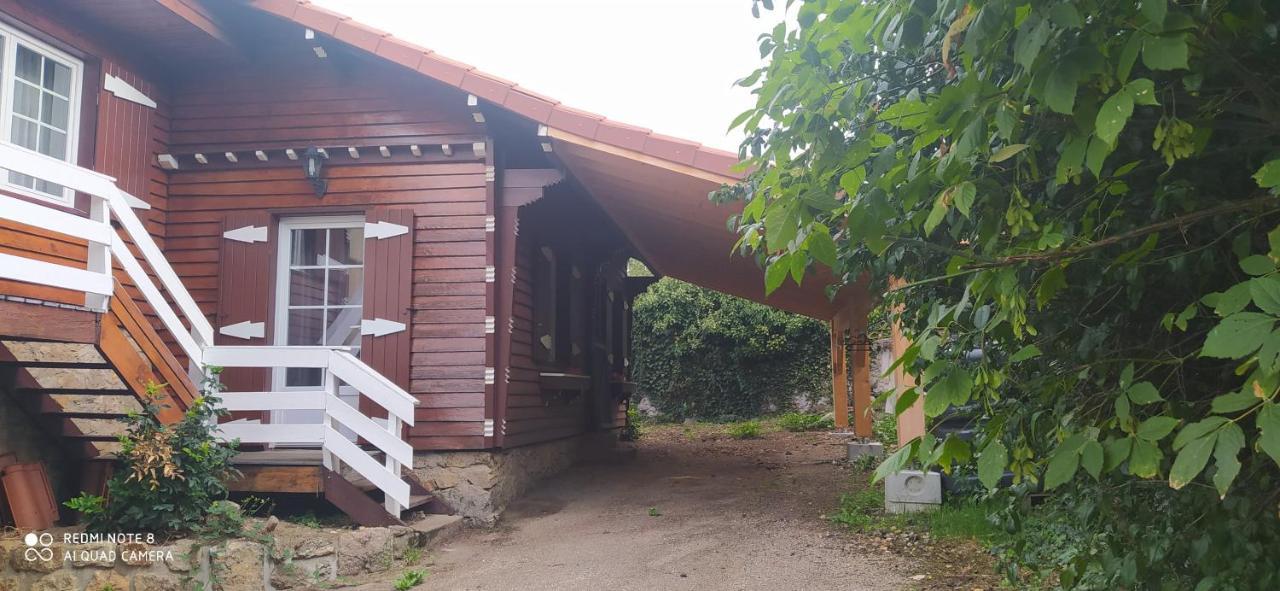 Logement Independant Attenant A Une Maison Dans Grand Jardin Retournac 외부 사진